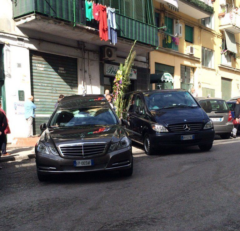 Mezzi per il trasporto dei defunti