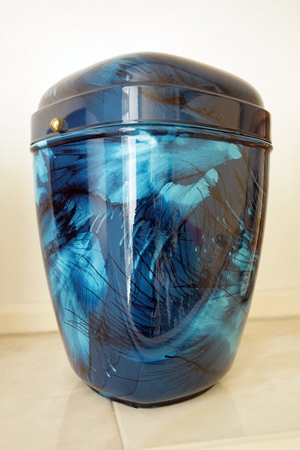 Urna in ceramica decorata