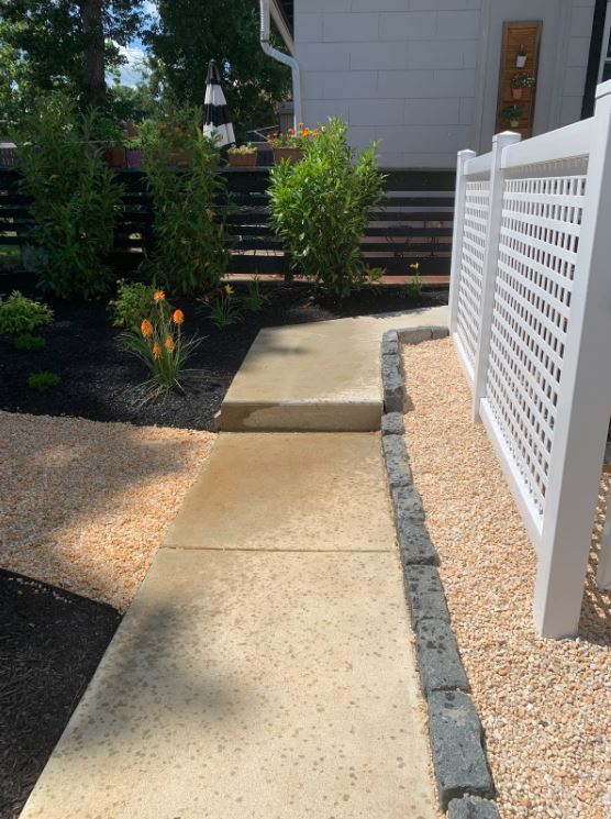 Clean Pathway — New Castle, DE — Ayala Landscaping