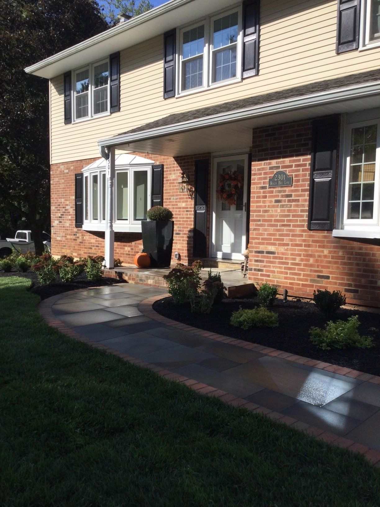 Gray House Landscape — New Castle, DE — Ayala Landscaping