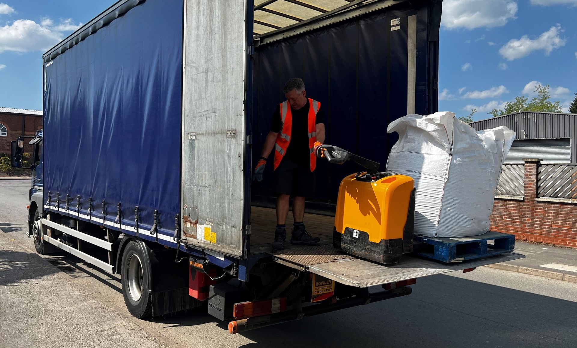 Pallet Network Delivery