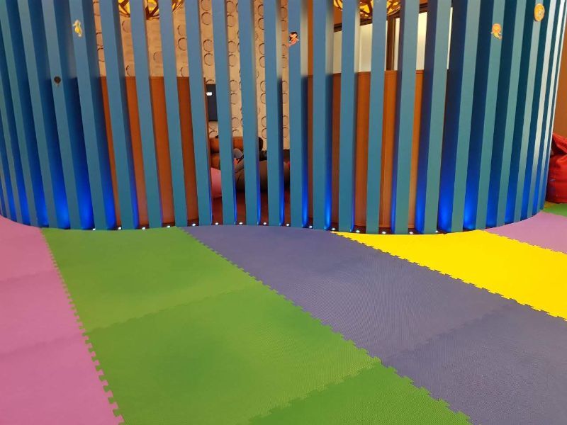 dettaglio di un tappeto tecnico colorato