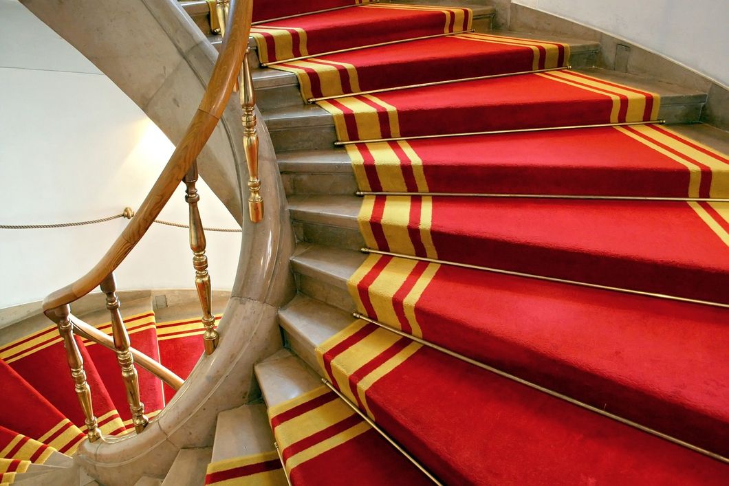 tappeto personalizzato per proteggere scalinata in marmo