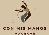 A logo for a company called con mis manos macrame