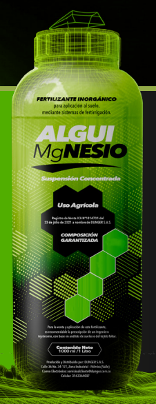 Botella verde del producto agrícola ALGUMI MAGNESIO con etiqueta negra y diseño hexagonal.