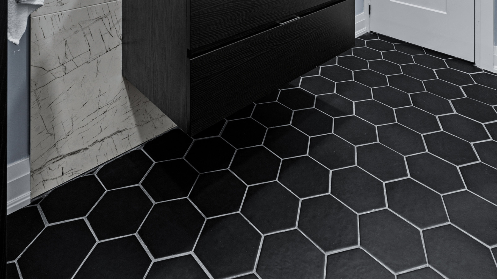 Stunning Tile for a Bold, Modern Look