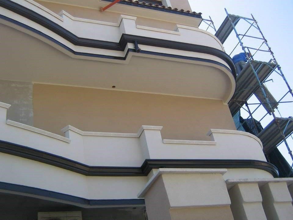 Palazzo con scossalina