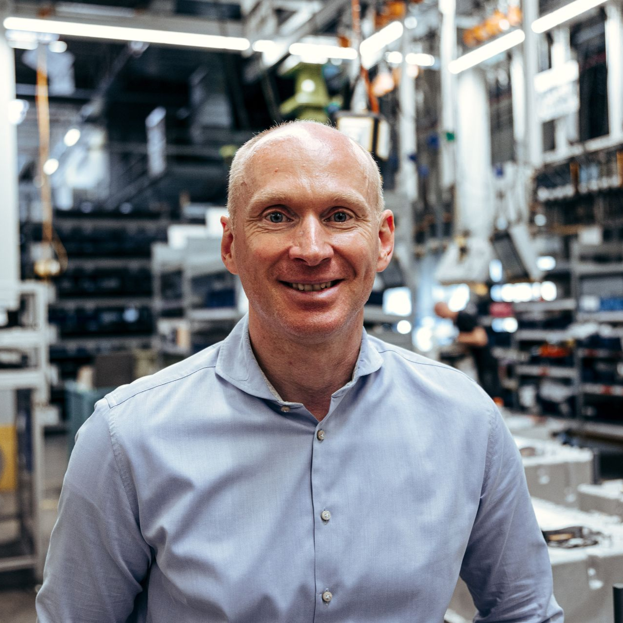 Dr. Robert Braun