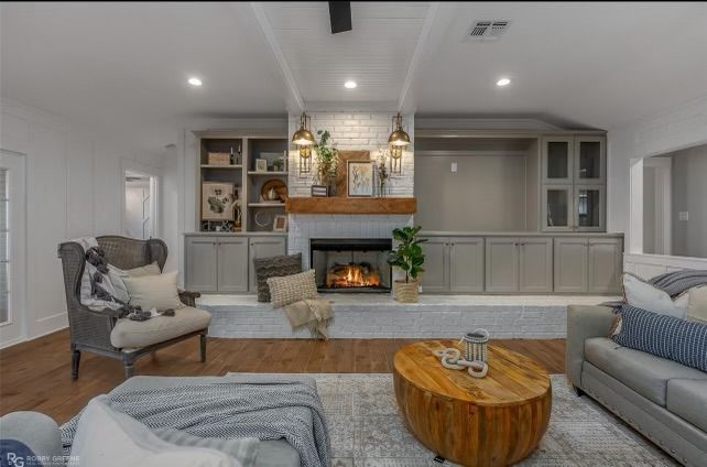 Living Room With Fireplace | Benton, LA | Point of View Inspections