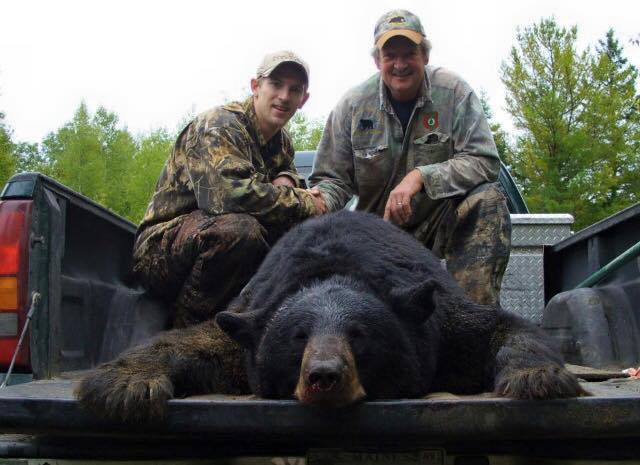 Maine Bear hunting guide, Maine Hunting outfitter, Maine hunting guide