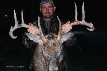 Iowa Whiteatil Deer hunting Outfitter, Iowa deer hunting, Iowa Deer hunting guide