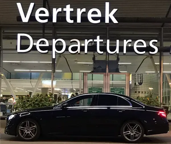 In een luxe taxi naar Schiphol Airport