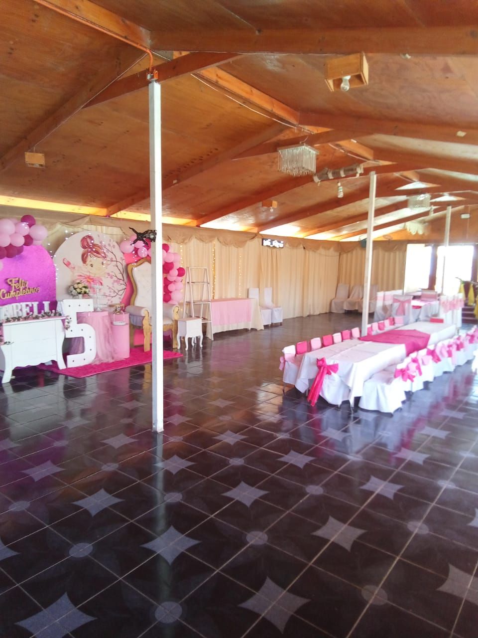 Manantial centro de eventos