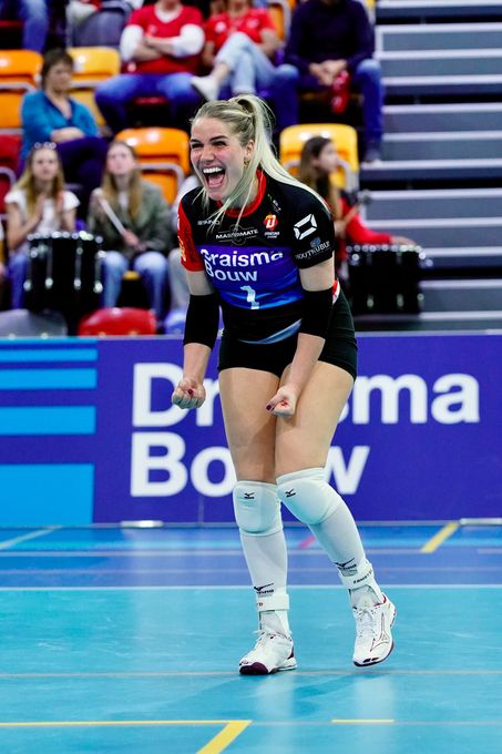 Volleybal Draisma Dynamo in actie