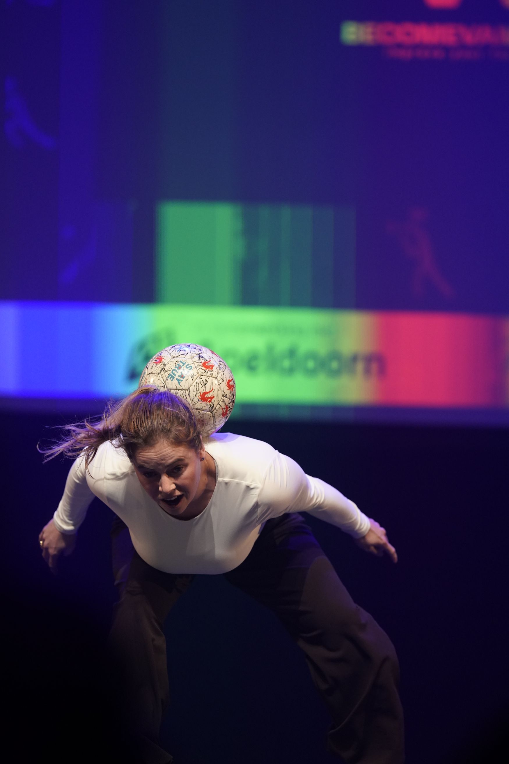 Jasmijn Janssen Freestyle voetbalster
©2026-Strikwerda Fotografie
