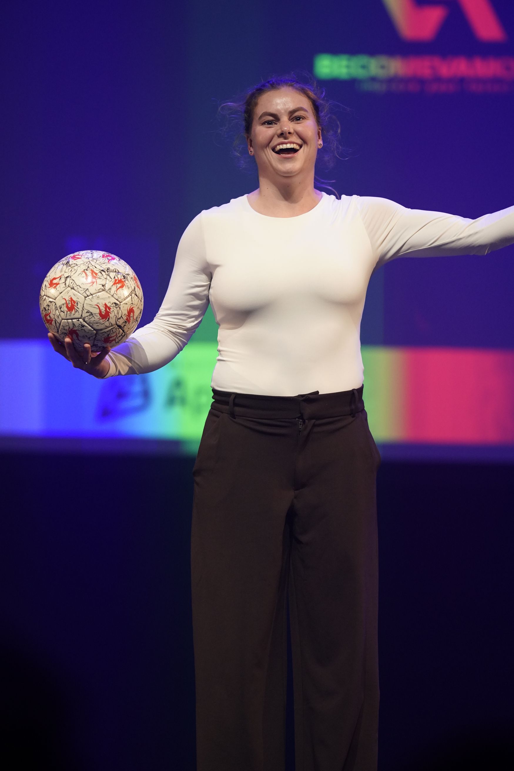 Jasmijn Janssen Freestyle voetbalster
©2026-Strikwerda Fotografie
