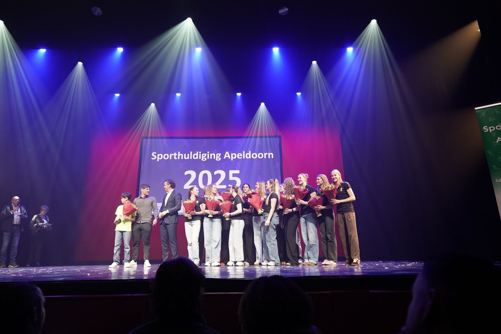 Sporthuldiging Gemeente Apeldoorn 2026
©2026-Strikwerda Fotografie