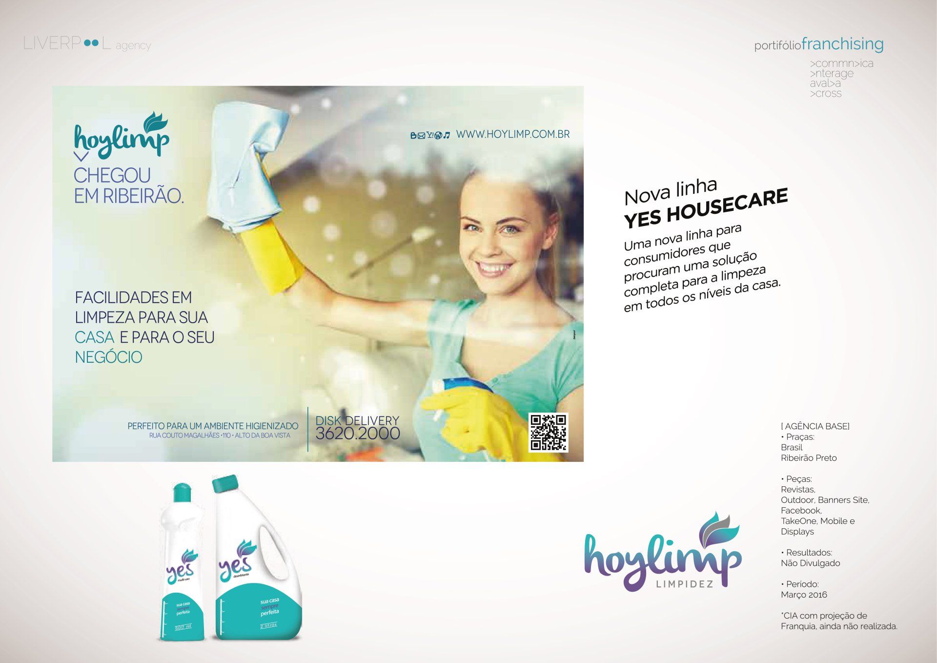 Uma mulher com luvas amarelas está limpando uma janela com um borrifador.