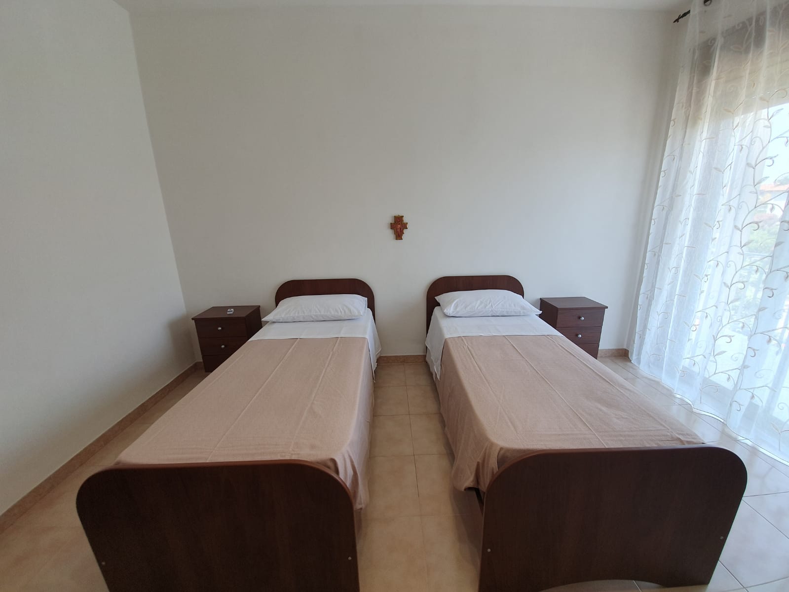 camera da letto doppia di una residenza per anziani