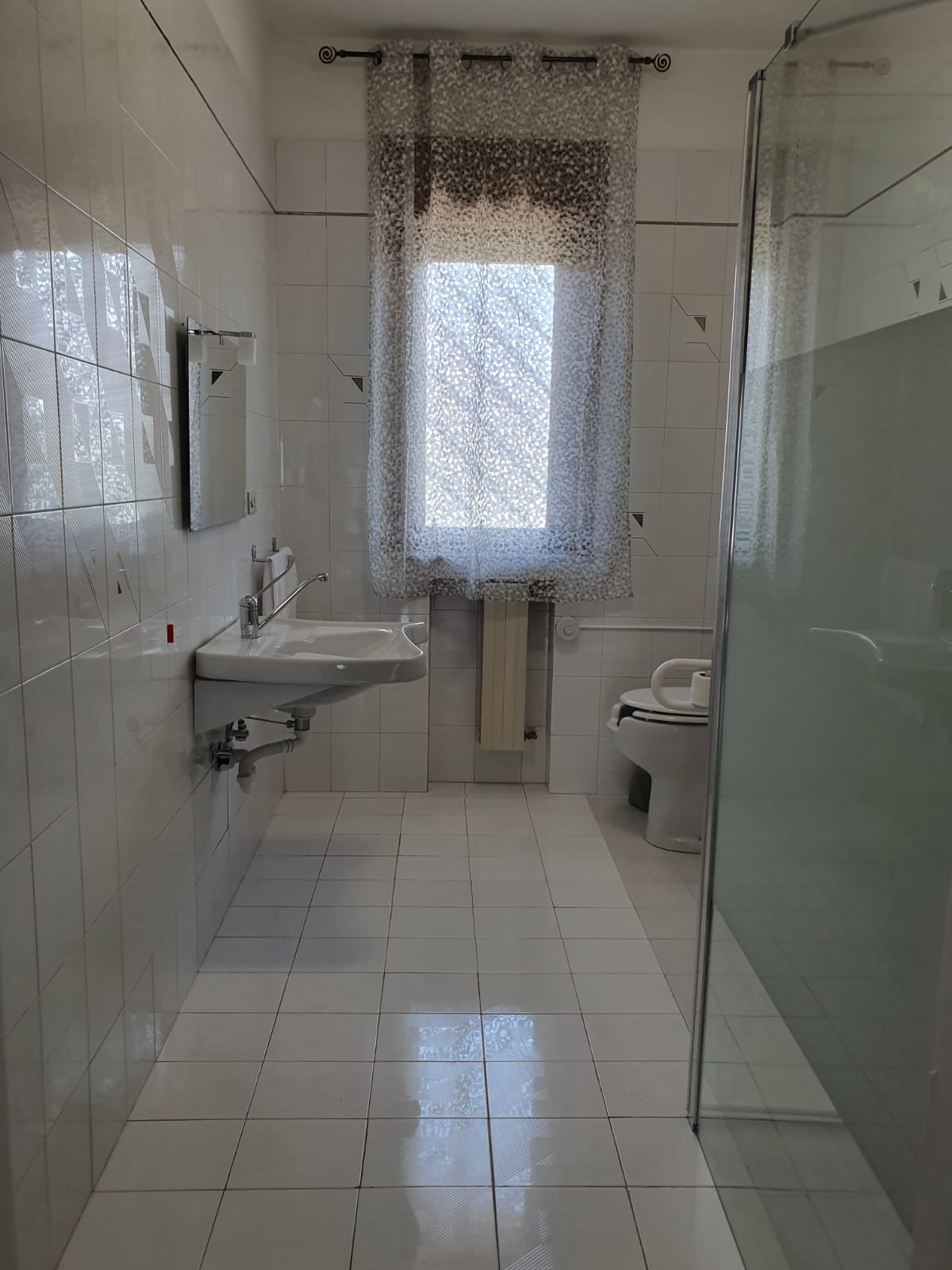 bagno di una residenza per anziani