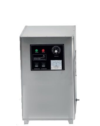 Un dispositivo eléctrico gris con un panel de control negro que incluye luces, indicadores e interruptores.