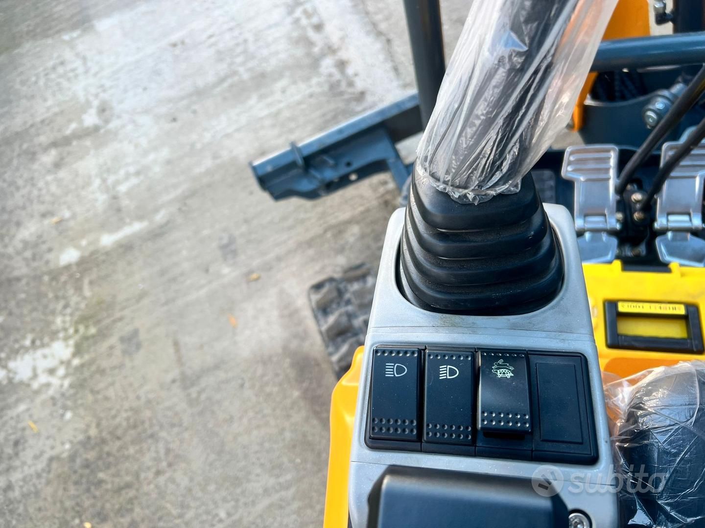 MINIESCAVATORE RSV 18Q