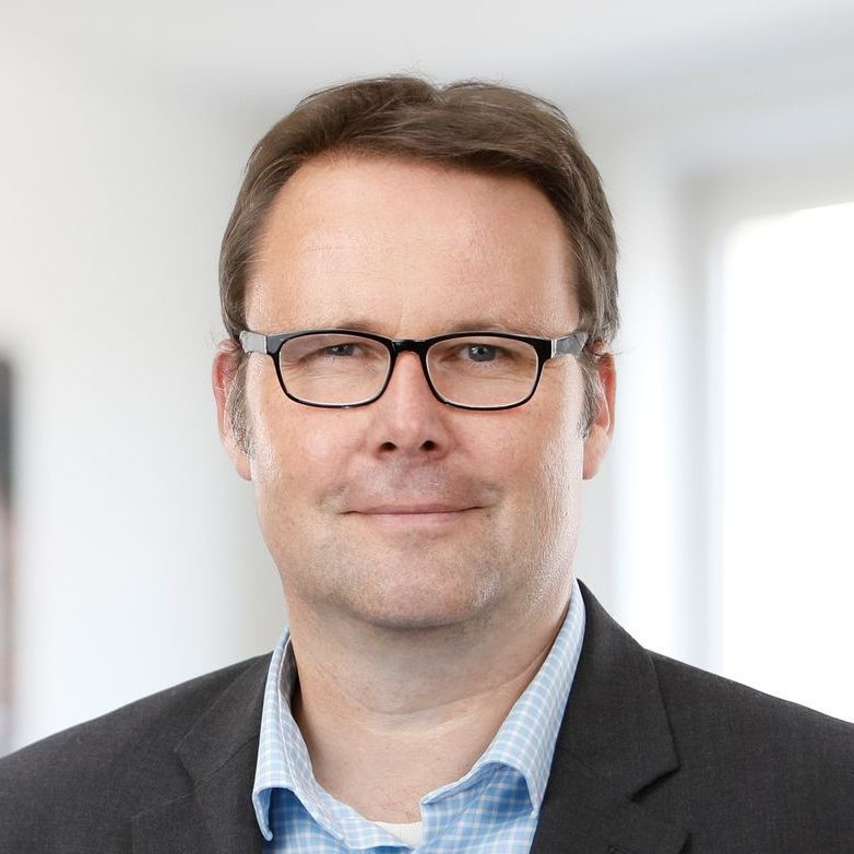 Moderator Oliver Schwartz