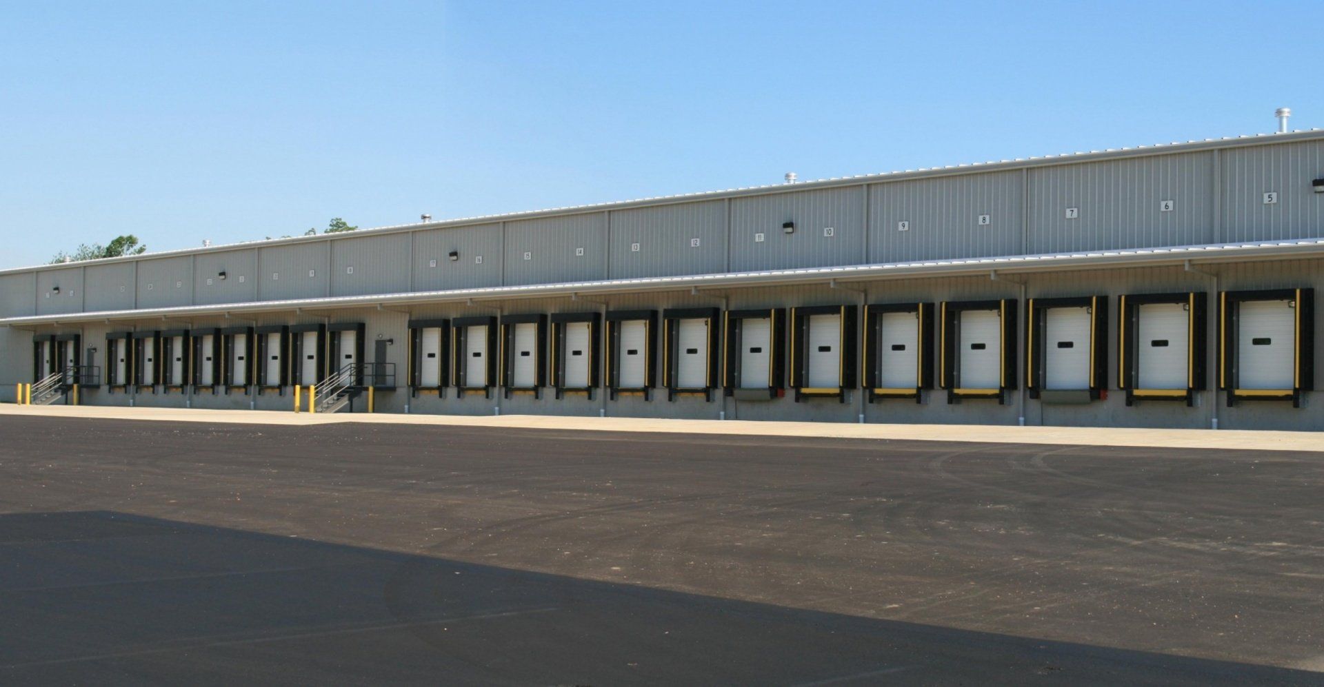 Warehouse & Distribution Building