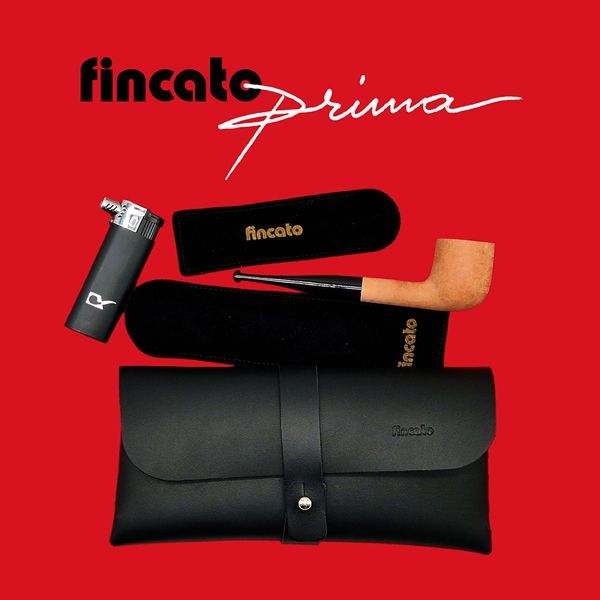 Uno sfondo rosso con la scritta fincato prima