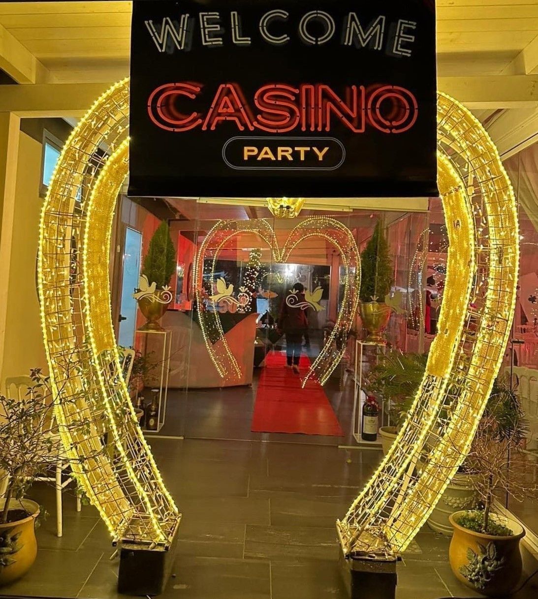 Un cartello che dice