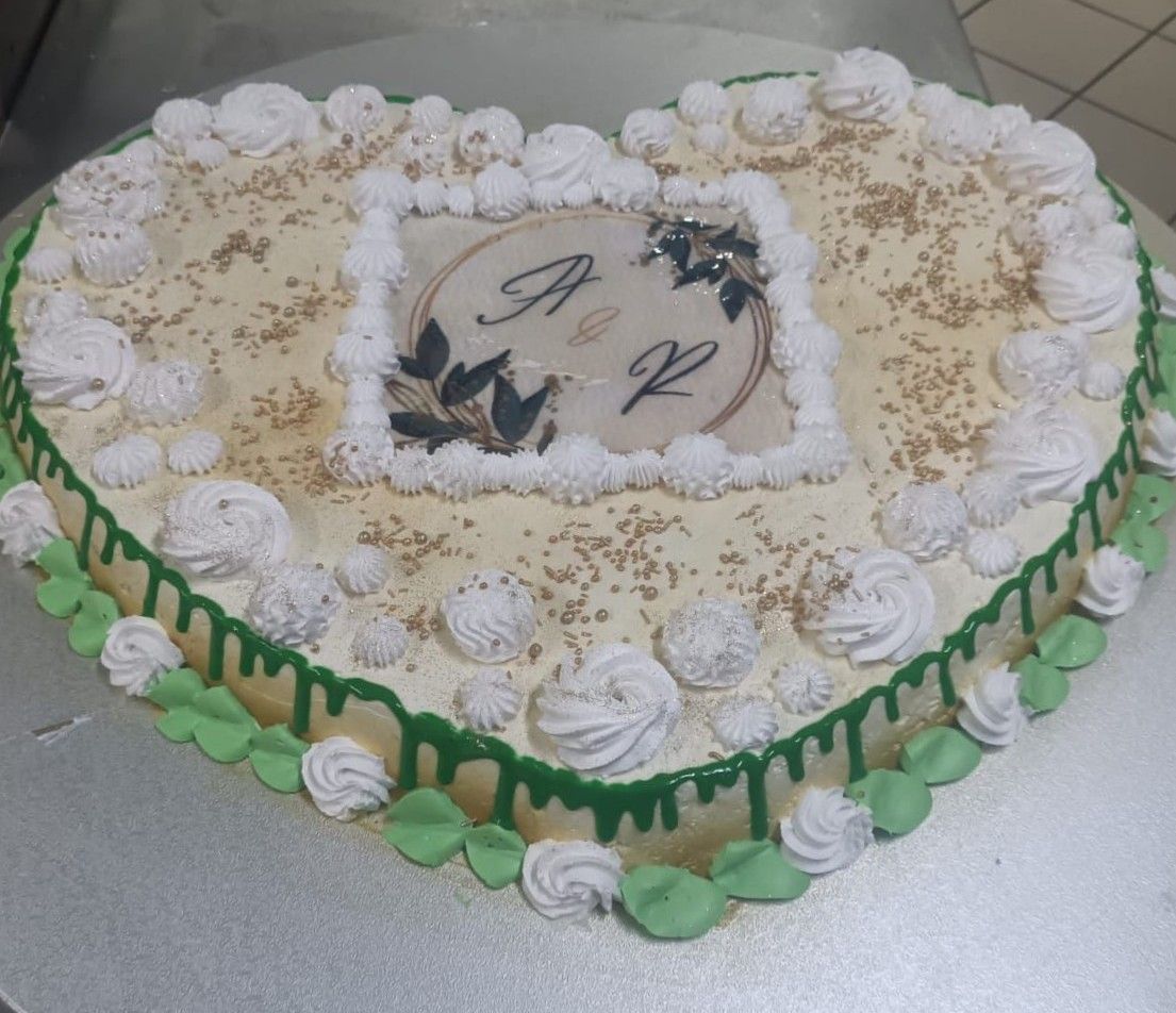 Torata nuziale a forma di cuore