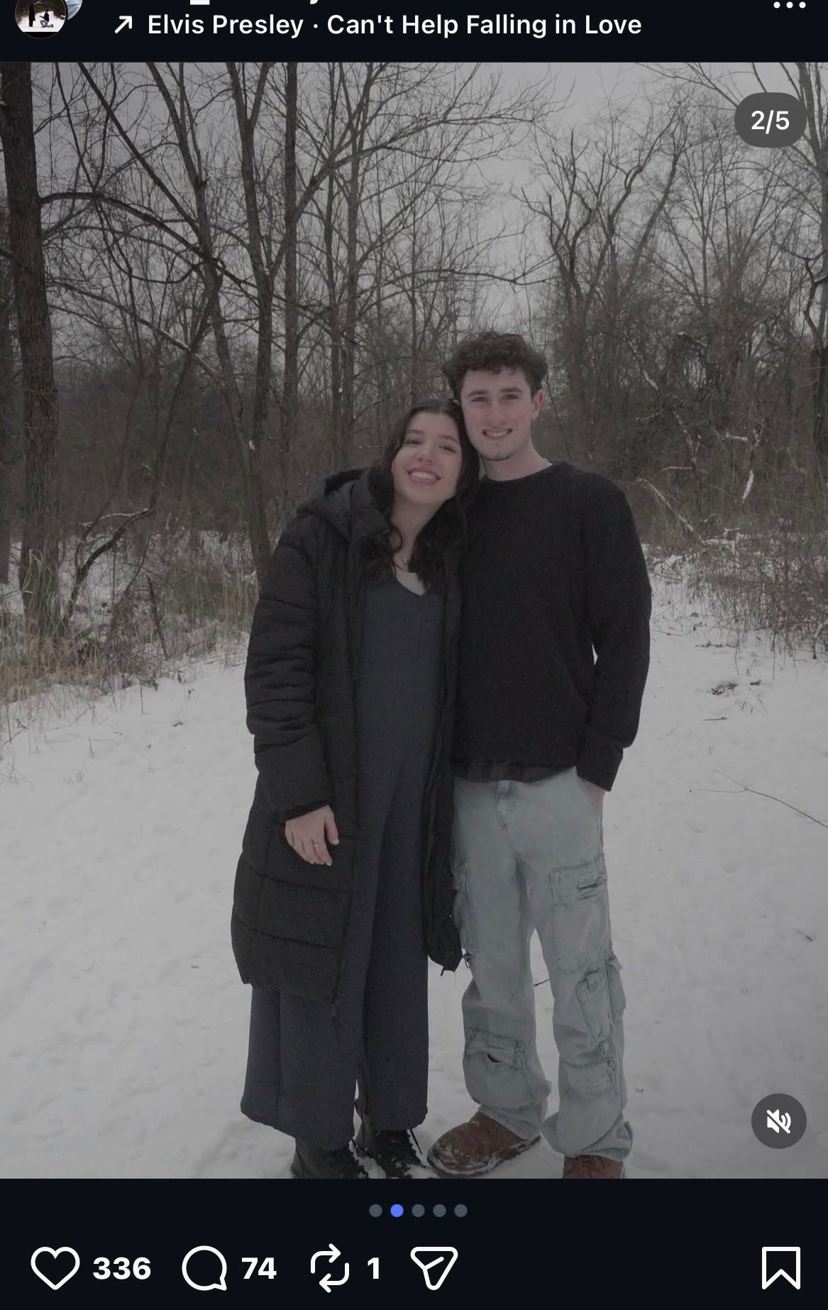 A store front with a sign that says konadu on it