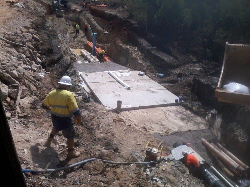 Pipe Laying - Mitchell Creek