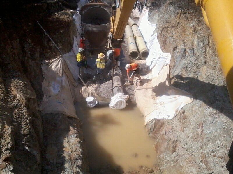 Pipe Laying - Mitchell Creek