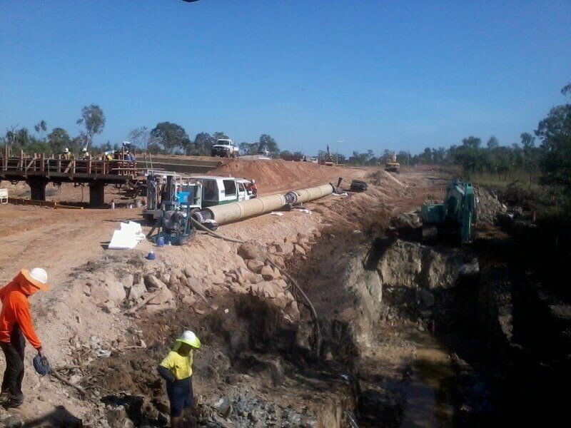 Pipe Laying - Mitchell Creek