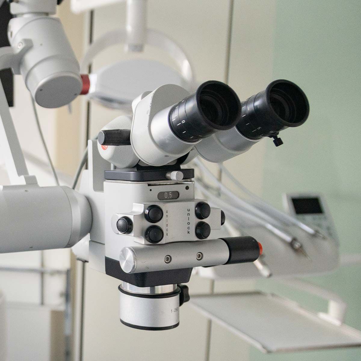 Microscopio Odontoiatrico - Studio Dentistico Donati Sarti Frenguelli Ferroni - Sansepolcro