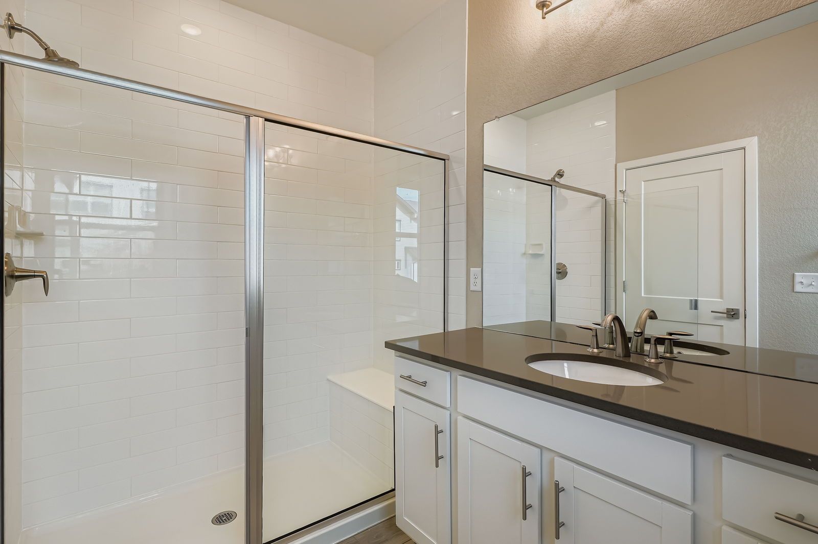 Two-story townhome primary bathroom