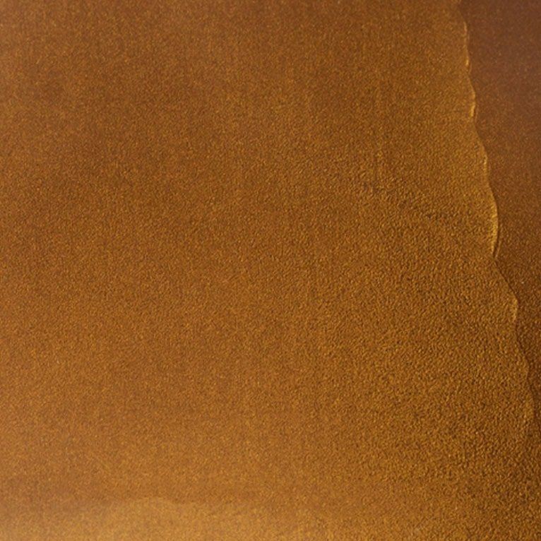 Un gros plan d'un morceau de papier brun.