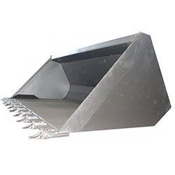 Traktorių, krautuvų priedai