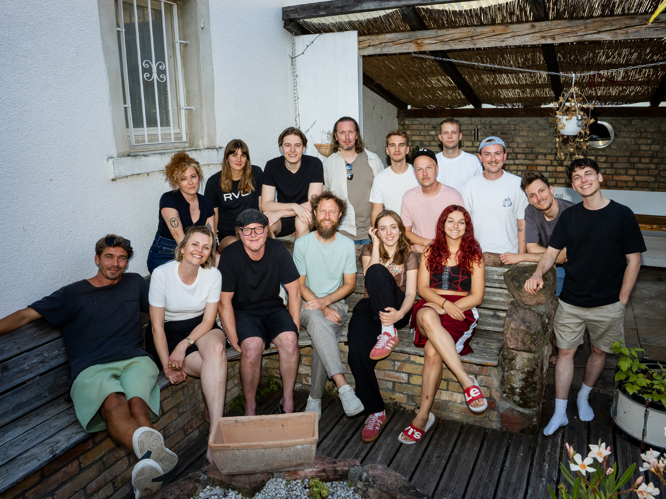 Ein Gruppenfoto der Teilnehmer:innen des Welovemelodies-Camp.
