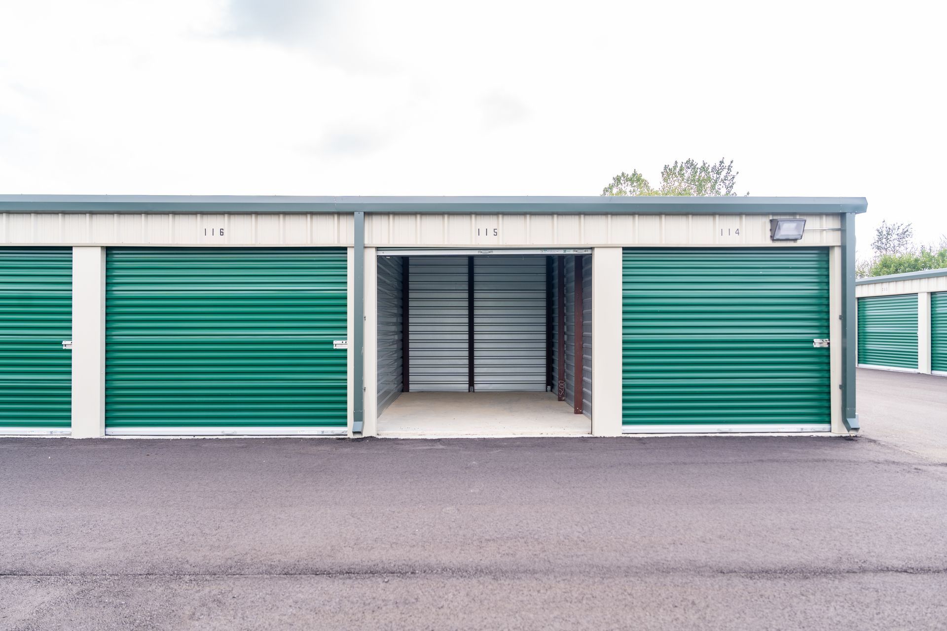 Multiple 10x15 Self Storage Units in Merrillville Indiana