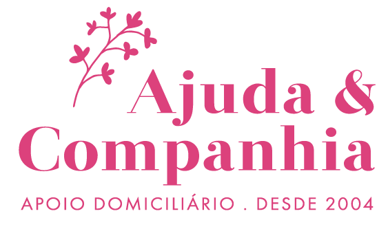 A pink logo for ajuda & companhia apoio domiciliario desde 2004