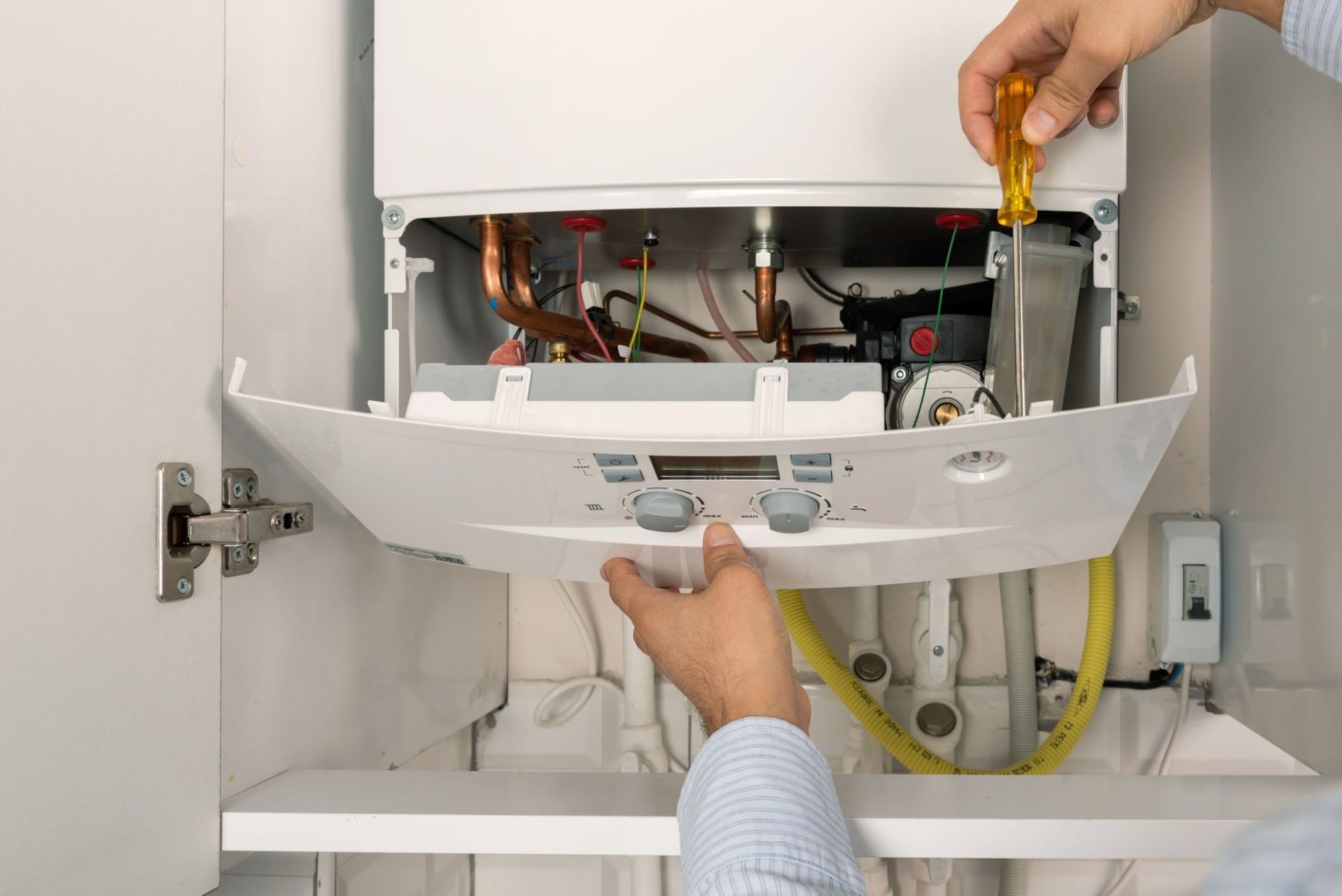 Tier One Plumbing solutions offers Water Heater Repair servicing TN