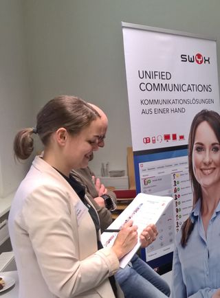 Firmenvertreter beim Speed-Dating