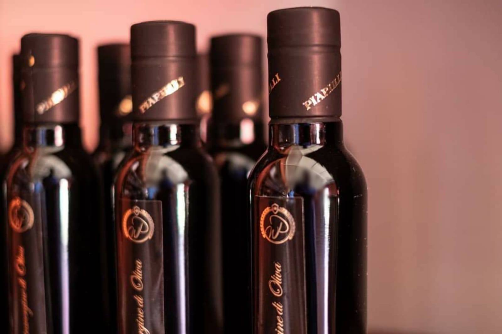 Bottiglie di Olio Piarulli