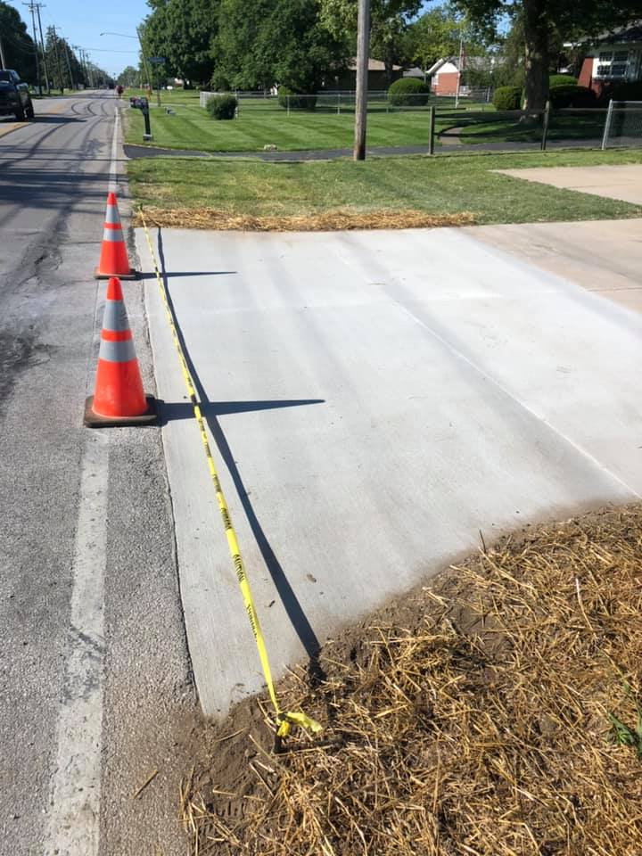 Front House Walkway — Northwood, OH — D & D Paving Inc.