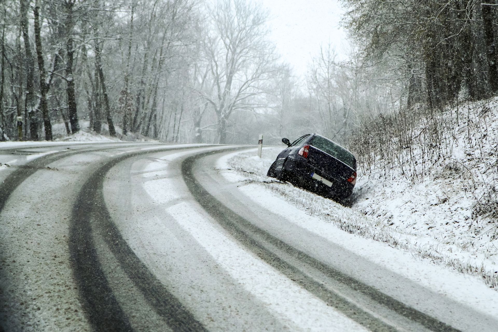 10 Winter Driving Mistakes That Can Turn Your Joyride into a Nightmare | Dave's Automotive