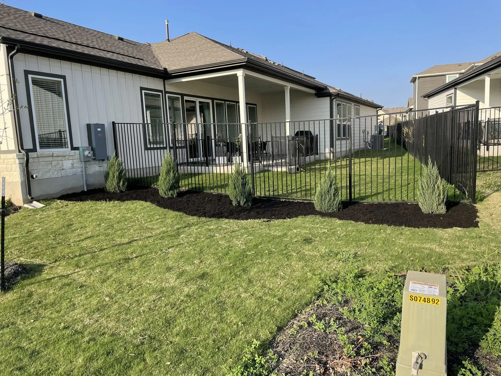 Green Lawn after our Round Rock Lawn Care Services