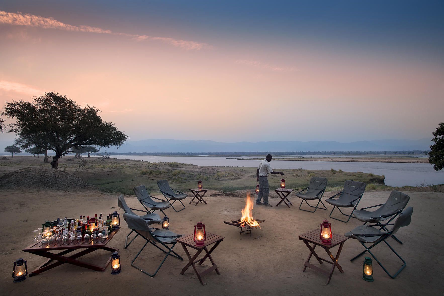 Zambezi Expedition Camp - Fireplace