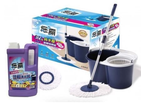拖霸 手壓式伸縮旋轉拖把組(藍) + 拖霸 小蒼蘭香地板清潔劑2000ML